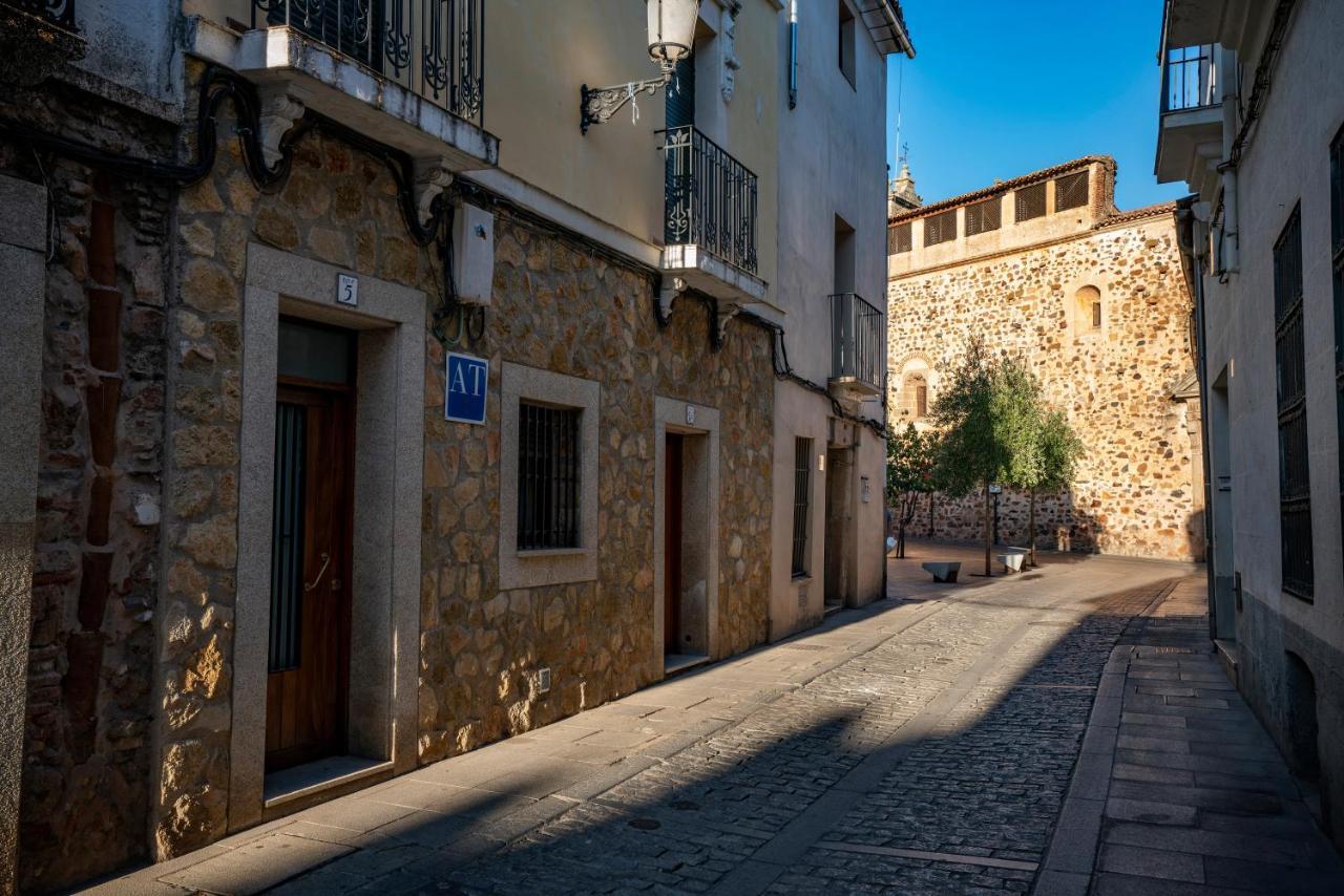 Apartamentos Caceres Historico Centro Cáceres Exterior photo